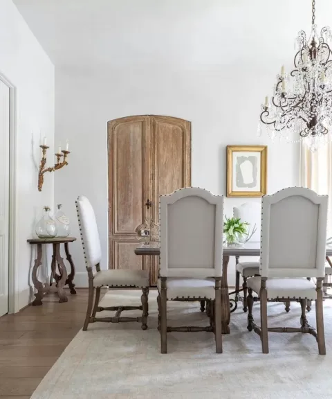 Choose a subtle, soft color palette!!